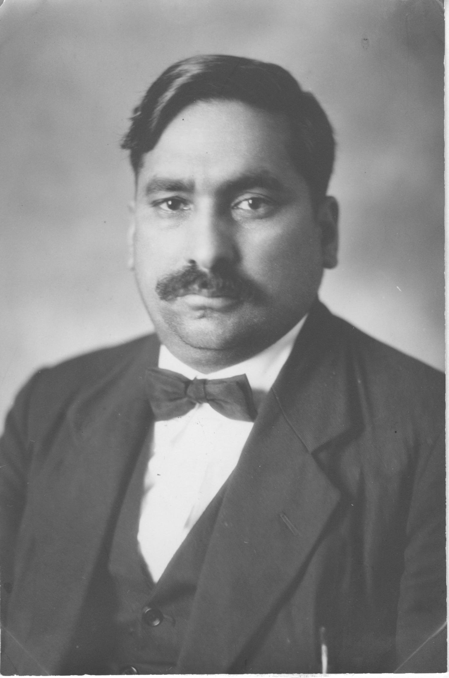 Portrait of Mayo Singh.