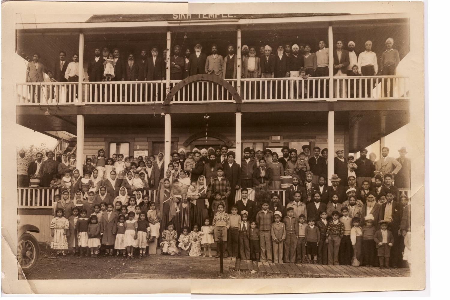 Big group photo outside Paldi's Sikh temple in 1936.
