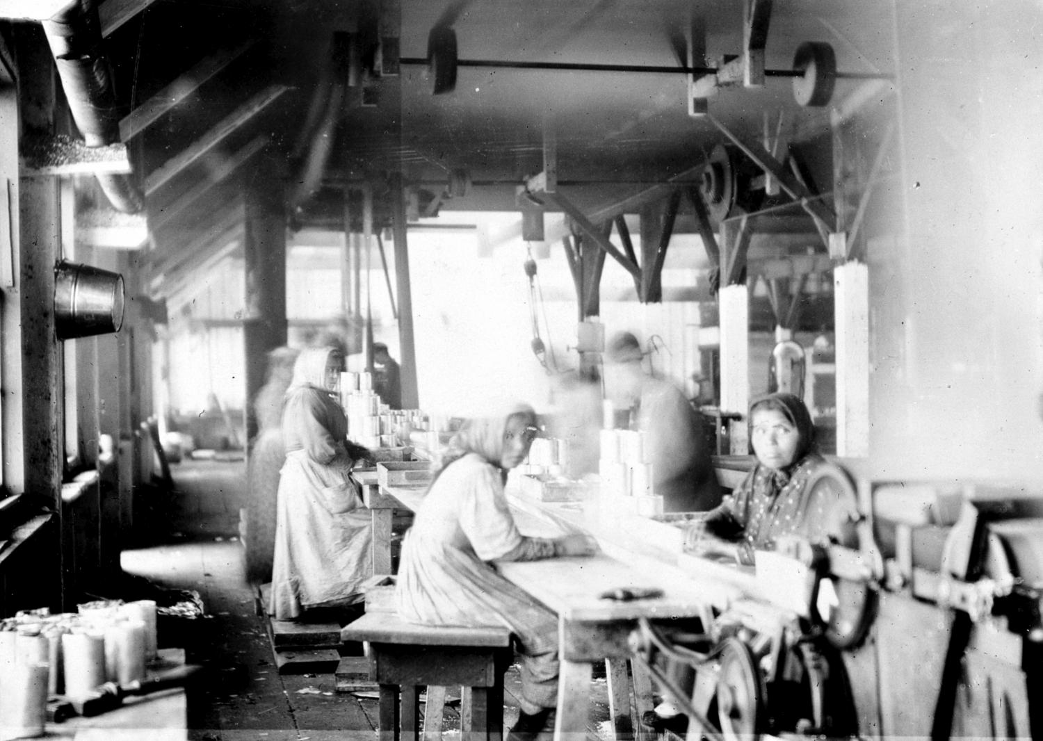 Indigenous women working at the Claxton cannery